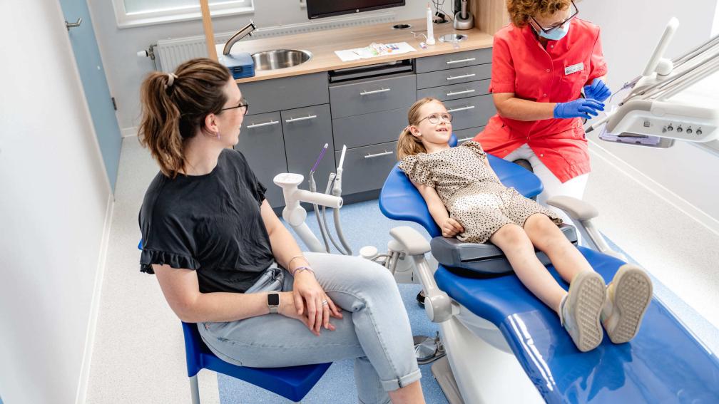 Socials Verhagen Volledig Mondzorg Liike 08631